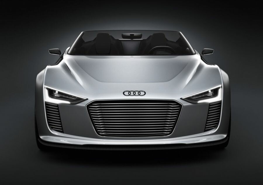 Audi Shows The e-Tron Spyder Concept