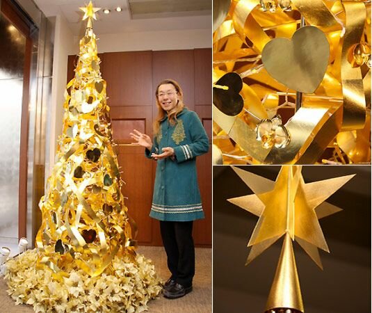 Your Christmas Tree Isn’t Solid Gold? LOL Poor People