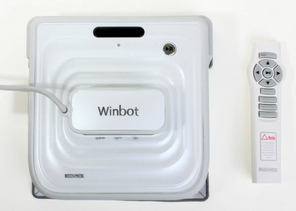 Winbot Robot Dutifully Cleans Windows